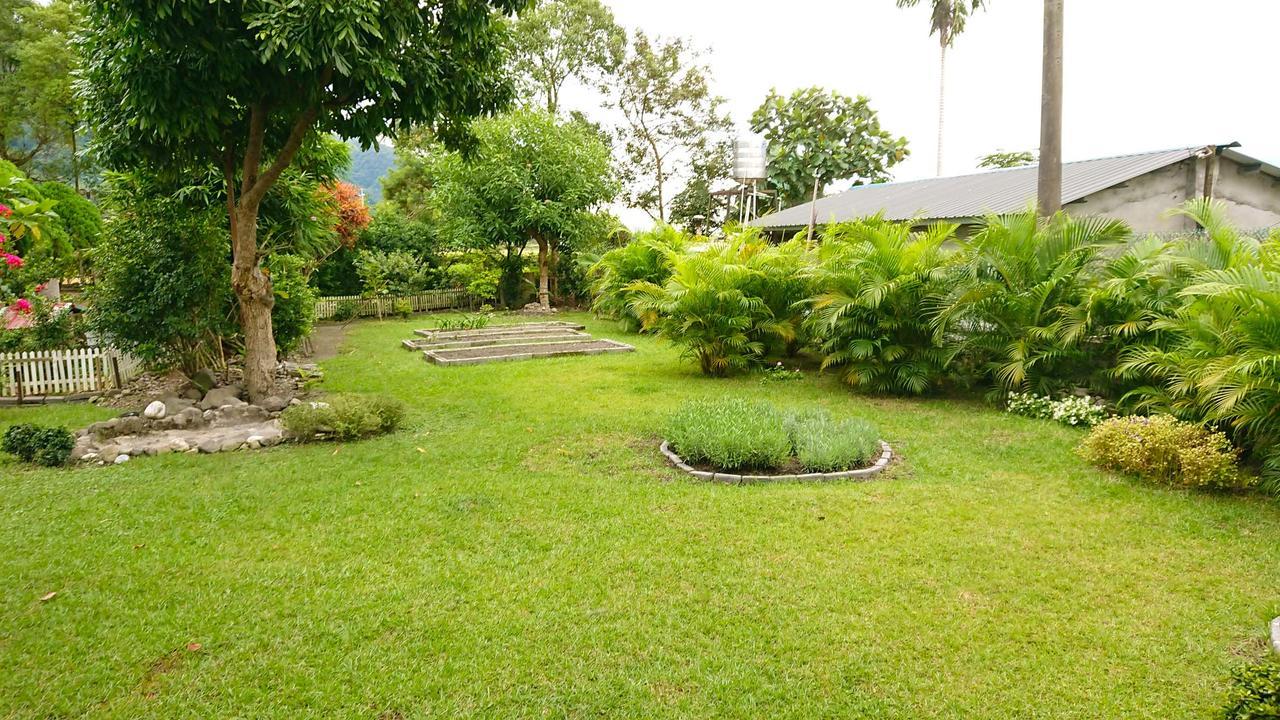 Gaoliao 26-2 Simple Home Life Yuli Exterior photo